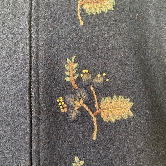 HAGGAR for her vintage 90’s Embroidered Blue Boiled Wool Cardigan - Picture 3 of 8